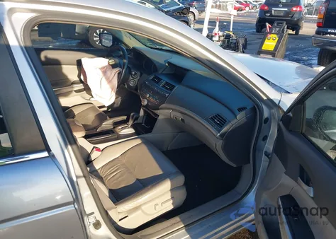 2008 Honda Accord 3.5 Ex-L z USA, uszkodzony, nr VIN 1HGCP36838A059333